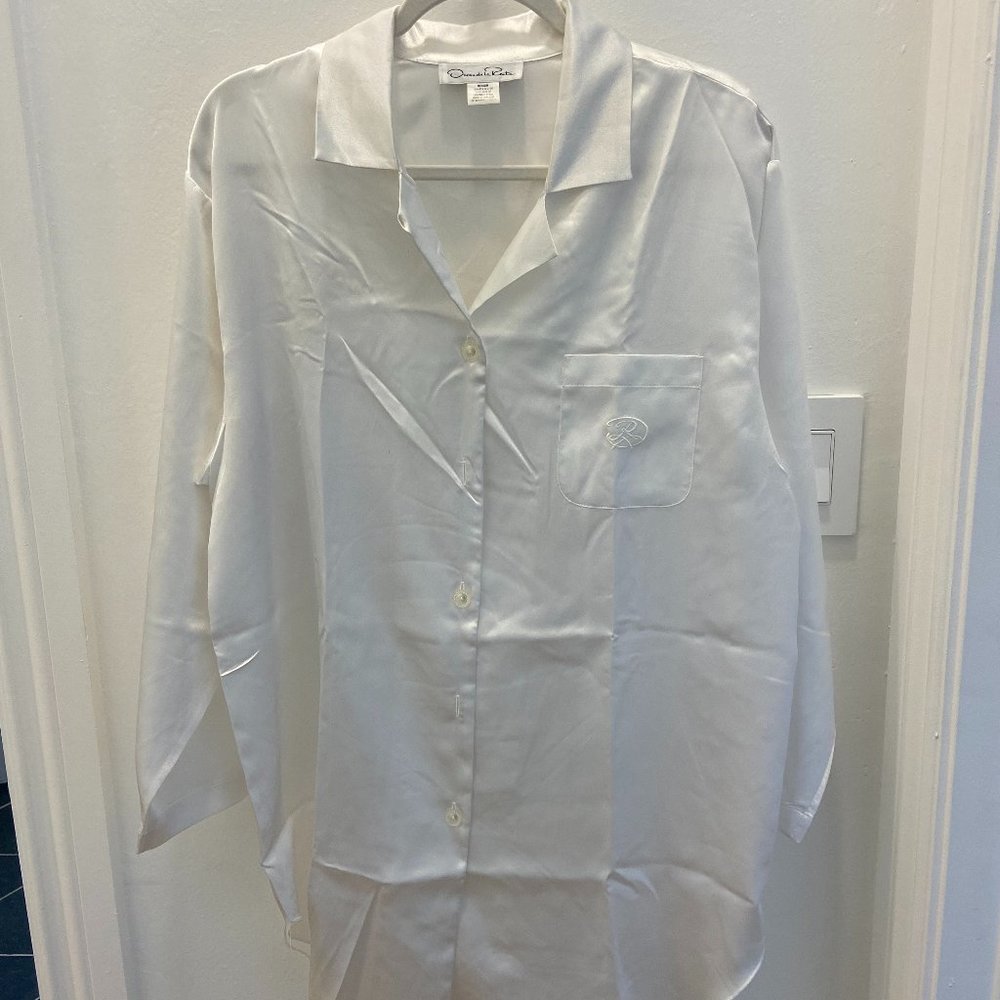 Oscar De La Renta White Night Shirt